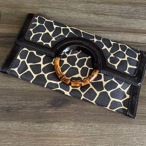 Banana Republic Vintage Clutch 🦒